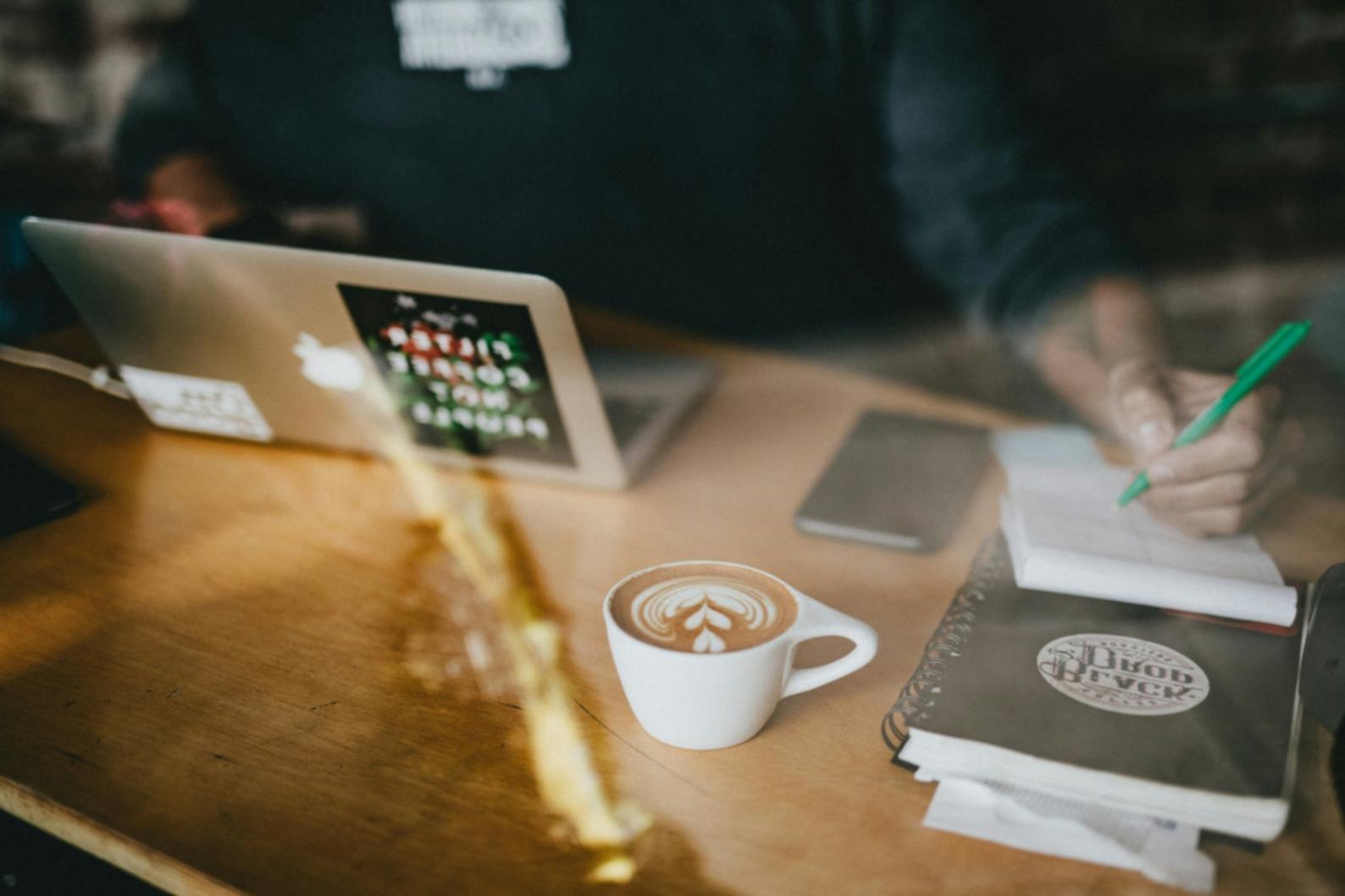 Групповая работа участников тренинга